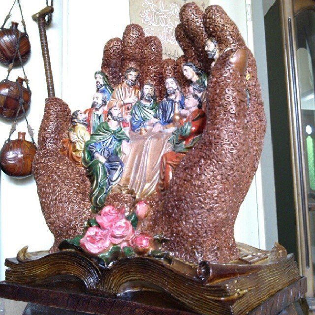 اثر حجمی دست‌نما با صحنه پیکره‌ای